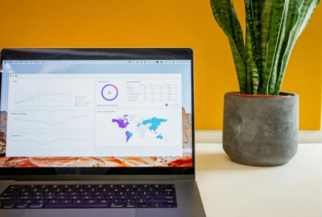 云教务智能排课自动生成课表草稿微调后一键发布，自动微信消息通知老师与学生